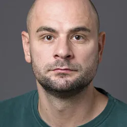 En mann med skjegg