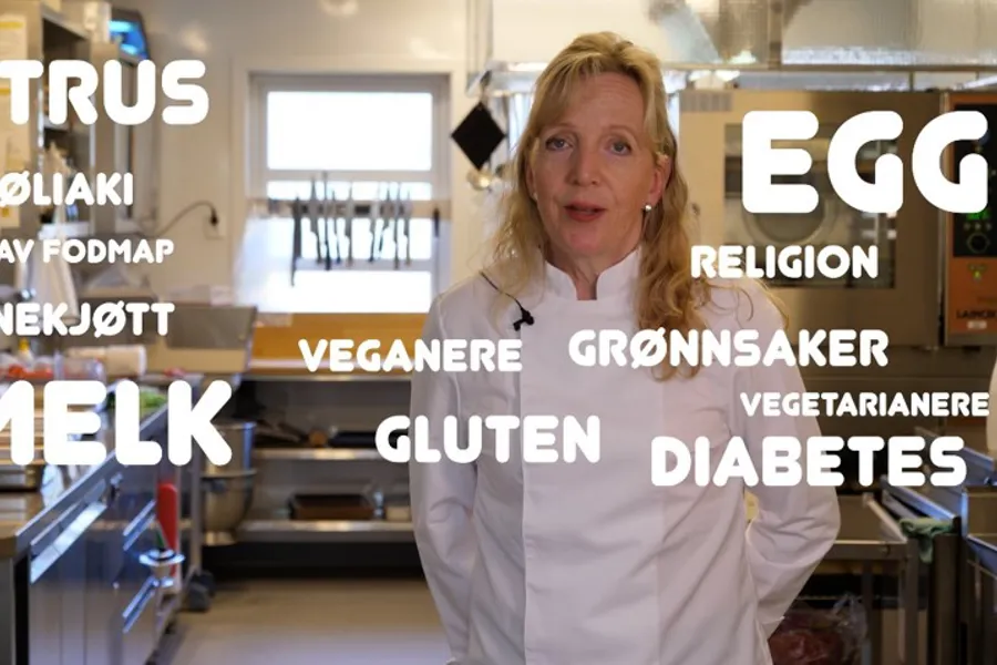 Kokk omgitt av ord som beskriver dietter