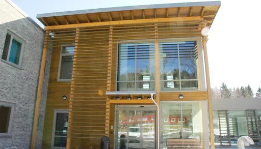 Hovedinngangen i bygg B ved Spesialsykehuset for epilepsi