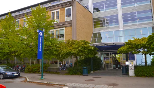 Inngangspartiet til Barnesenteret (bygg 9) på Ullevål sykehus